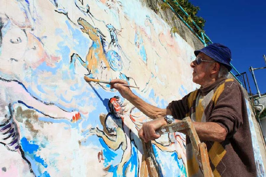 Antonio Oliveri del Castillo, Murales di Furore Alto (1995, particolare del restauro del 2009) (foto di Giacomo Garzya, 1° novembre 2009)